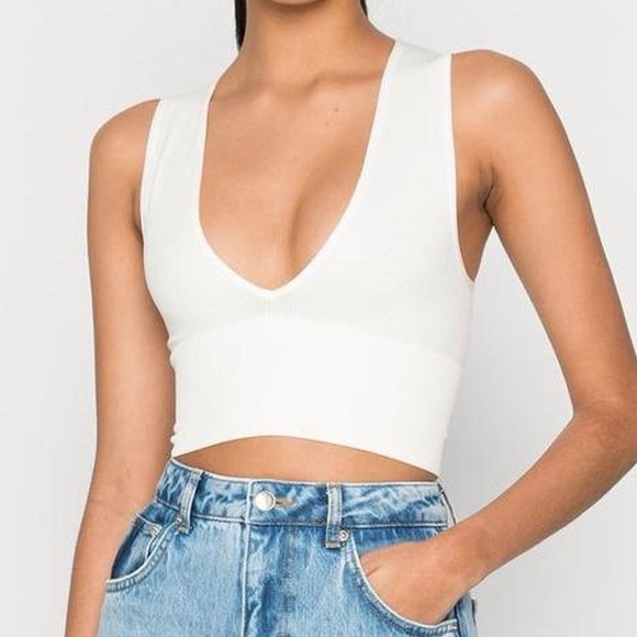Urban Outfitters BDG Seamless Deep V Crop Tank - Picture 1 of 4